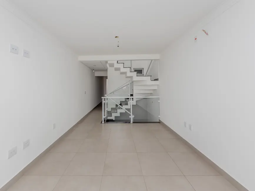 Sobrado com 3 quartos à venda, 135m2 em Vila Cunha Bueno, São Paulo - SP - imagem 8 Foto 8 de Sobrado com 3 quartos à venda, 135m2 em Vila Cunha Bueno, São Paulo - SP