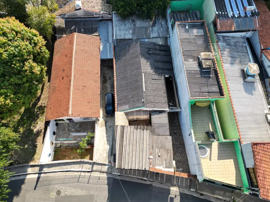 Foto 1 de Terreno / Lote à venda em Vila Ema, São Paulo - SP