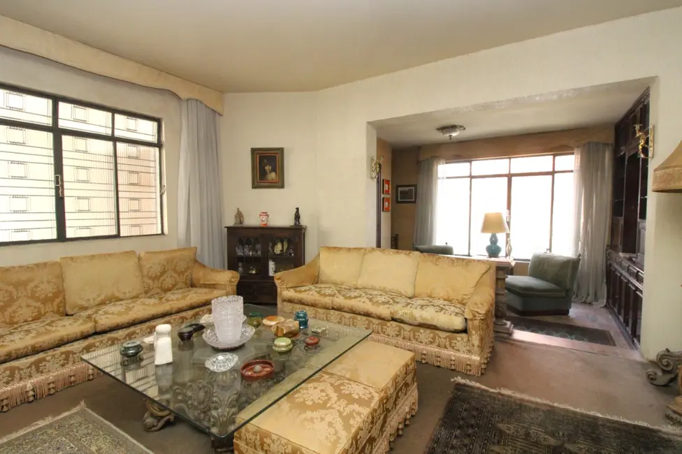 Foto 1 de Sobrado com 4 quartos à venda, 350m2 em Jardim da Glória, São Paulo - SP