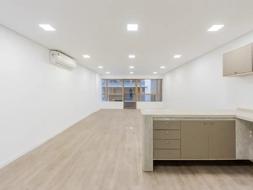 Sala Comercial à venda, 50m2 em Vila Romana, São Paulo - SP - imagem 1 Foto 1 de Sala Comercial à venda, 50m2 em Vila Romana, São Paulo - SP