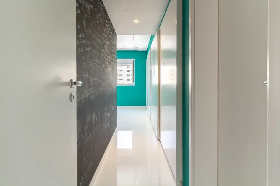 Apartamento com 3 quartos à venda, 162m2 em Vila Romana, São Paulo - SP - imagem 8 Foto 8 de Apartamento com 3 quartos à venda, 162m2 em Vila Romana, São Paulo - SP