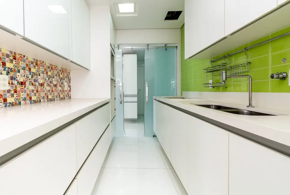 Apartamento com 3 quartos à venda, 162m2 em Vila Romana, São Paulo - SP - imagem 4 Foto 4 de Apartamento com 3 quartos à venda, 162m2 em Vila Romana, São Paulo - SP