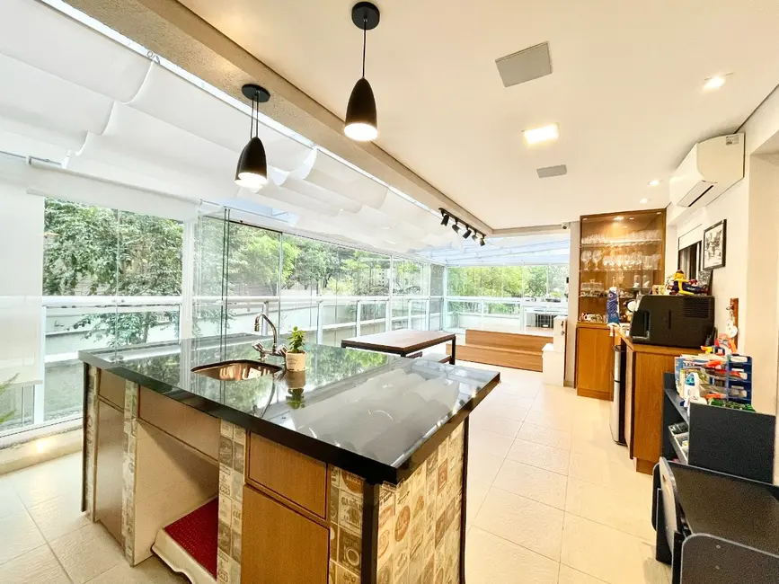 Apartamento com 2 quartos à venda, 98m2 em Aclimação, São Paulo - SP - imagem 8 Foto 8 de Apartamento com 2 quartos à venda, 98m2 em Aclimação, São Paulo - SP