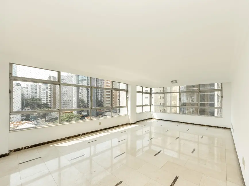 Apartamento com 3 quartos à venda, 190m2 em Jardim Paulista, São Paulo - SP - imagem 3 Foto 3 de Apartamento com 3 quartos à venda, 190m2 em Jardim Paulista, São Paulo - SP