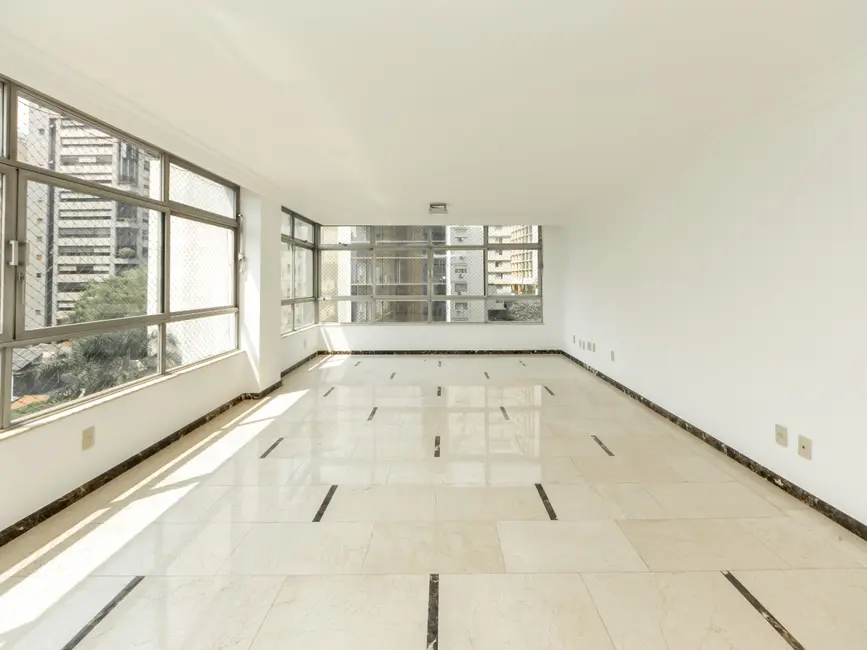 Apartamento com 3 quartos à venda, 190m2 em Jardim Paulista, São Paulo - SP - imagem 2 Foto 2 de Apartamento com 3 quartos à venda, 190m2 em Jardim Paulista, São Paulo - SP