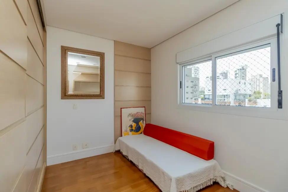 Foto 9 de Apartamento com 3 quartos à venda, 184m2 em Real Parque, São Paulo - SP