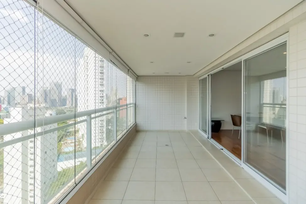 Foto 8 de Apartamento com 3 quartos à venda, 184m2 em Real Parque, São Paulo - SP