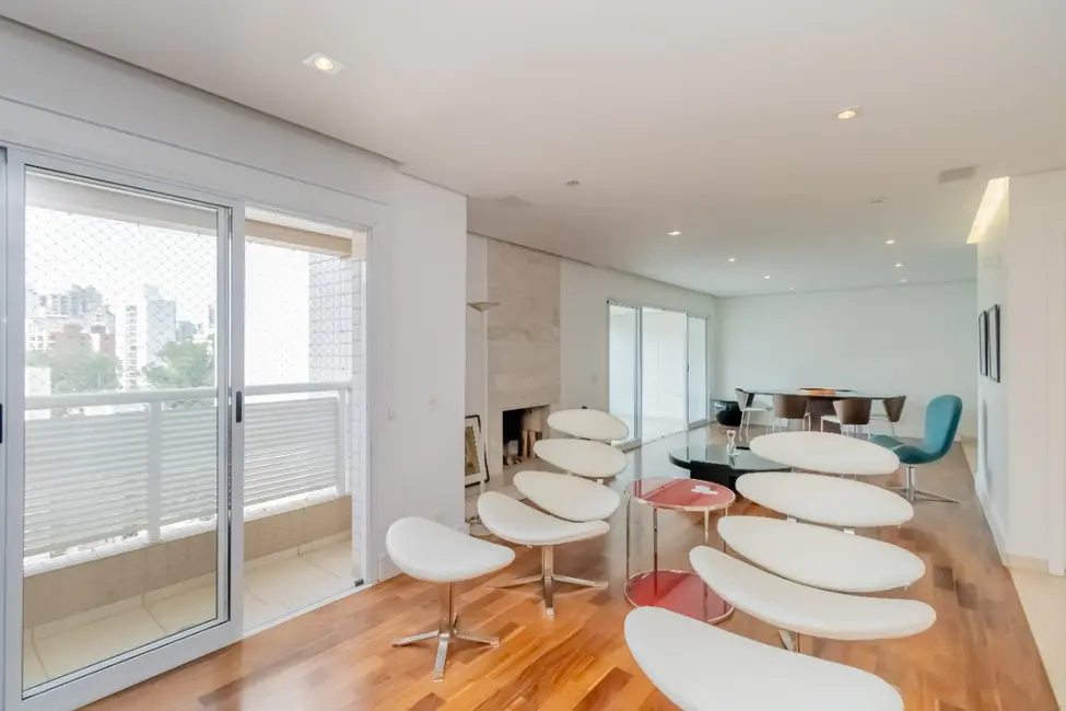 Foto 2 de Apartamento com 3 quartos à venda, 184m2 em Real Parque, São Paulo - SP