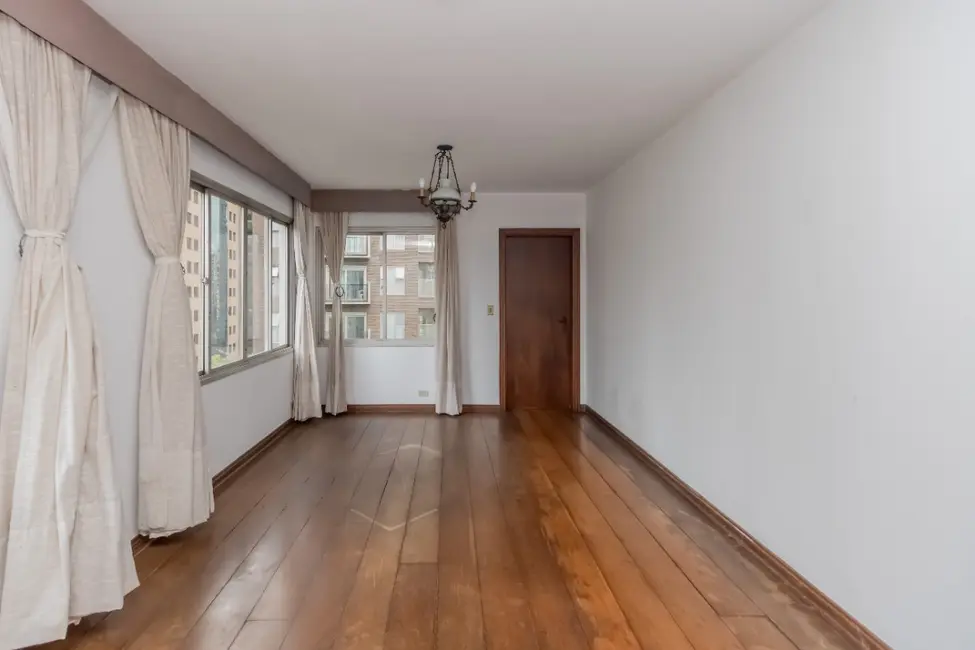 Apartamento com 3 quartos à venda, 107m2 em Itaim Bibi, São Paulo - SP - imagem 2 Foto 2 de Apartamento com 3 quartos à venda, 107m2 em Itaim Bibi, São Paulo - SP