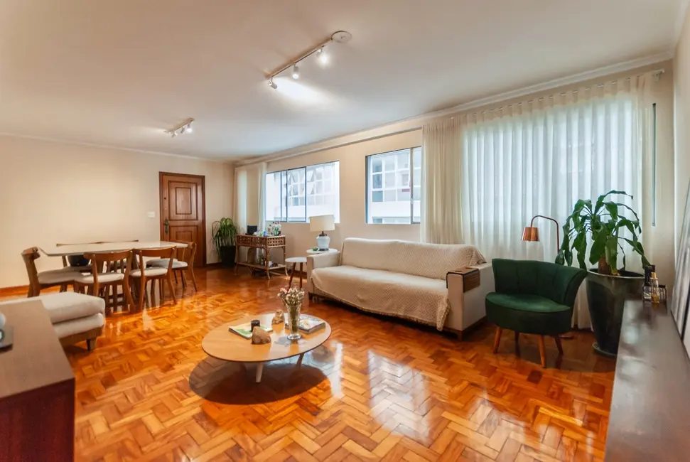 Apartamento com 3 quartos à venda, 125m2 em Jardim Paulista, São Paulo - SP - imagem 1 Foto 1 de Apartamento com 3 quartos à venda, 125m2 em Jardim Paulista, São Paulo - SP