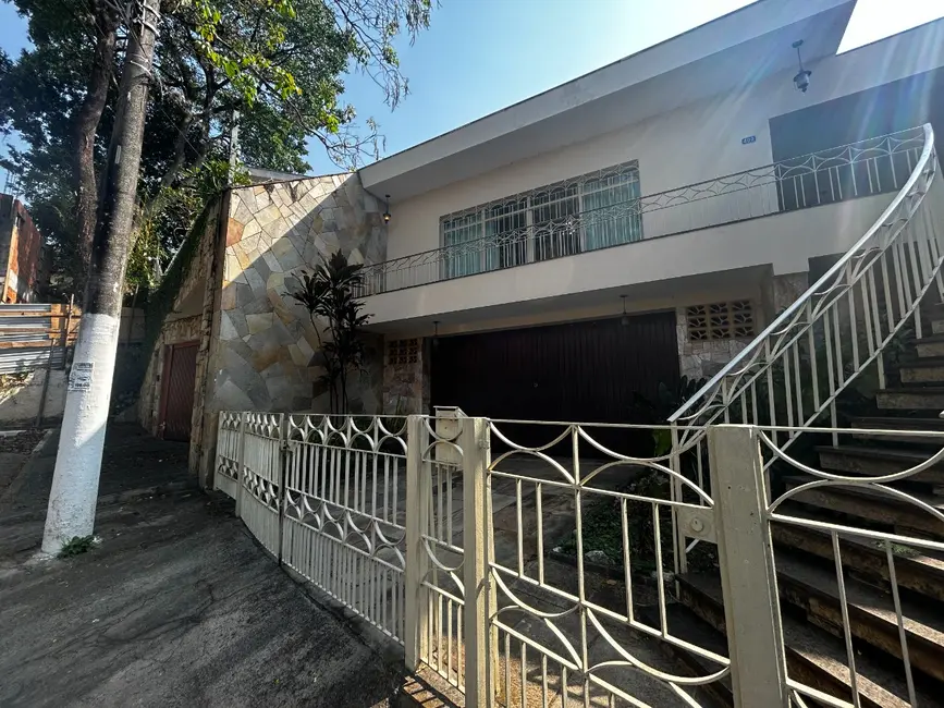 Foto 2 de Casa com 4 quartos à venda, 240m2 em Vila Albertina, São Paulo - SP