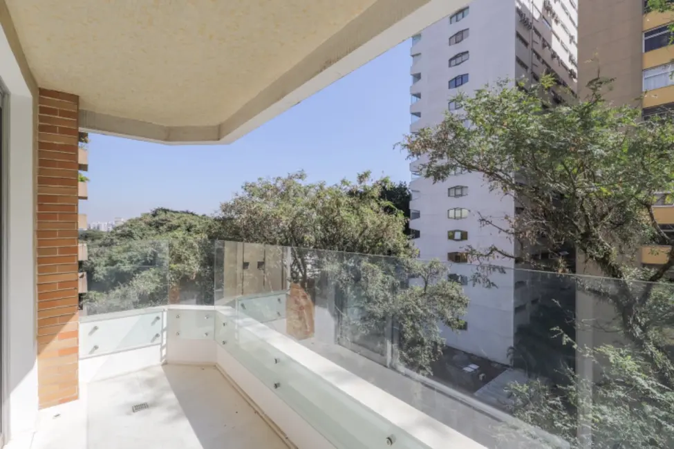 Foto 3 de Apartamento com 3 quartos à venda, 230m2 em Cerqueira César, São Paulo - SP