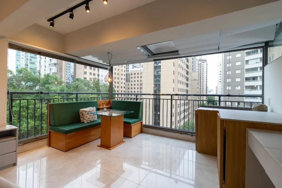 Apartamento com 1 quarto à venda, 32m2 em Indianópolis, São Paulo - SP - imagem 1 Foto 1 de Apartamento com 1 quarto à venda, 32m2 em Indianópolis, São Paulo - SP