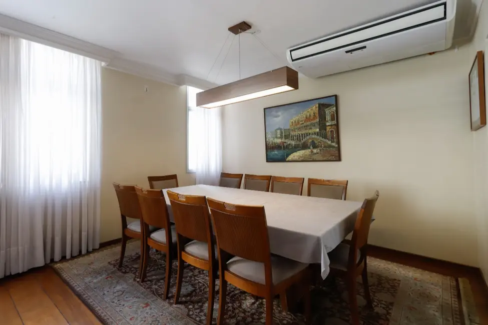 Foto 2 de Apartamento com 3 quartos para alugar, 198m2 em Higienópolis, São Paulo - SP