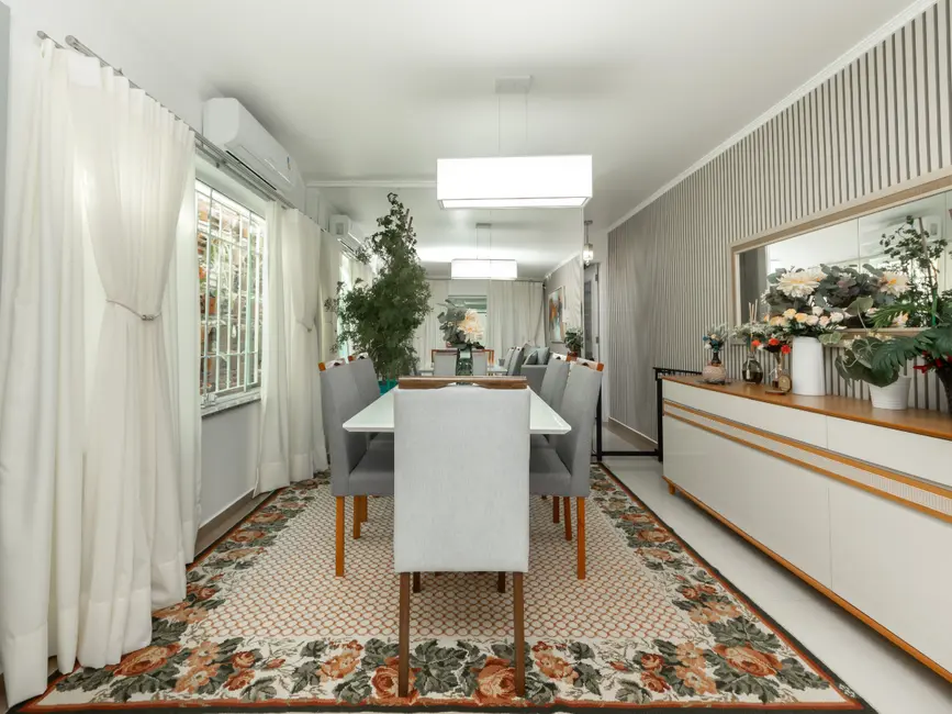 Foto 4 de Sobrado com 5 quartos à venda, 231m2 em Bosque da Saúde, São Paulo - SP