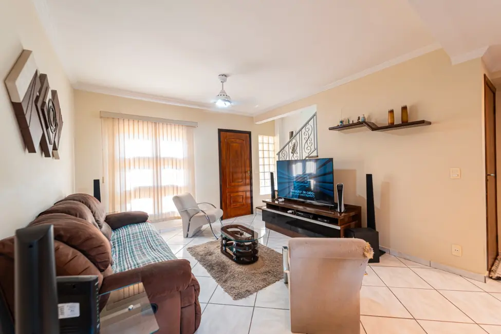 Casa de Condomínio com 3 quartos à venda, 94m2 em Santo Amaro, São Paulo - SP - imagem 2 Foto 2 de Casa de Condomínio com 3 quartos à venda, 94m2 em Santo Amaro, São Paulo - SP