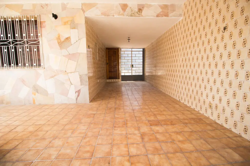 Foto 1 de Casa com 2 quartos à venda, 125m2 em Jardim Santa Emília, São Paulo - SP