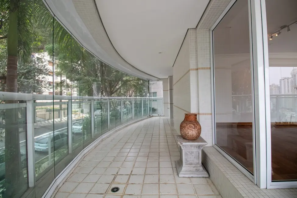 Foto 7 de Apartamento com 4 quartos à venda, 438m2 em Pacaembu, São Paulo - SP