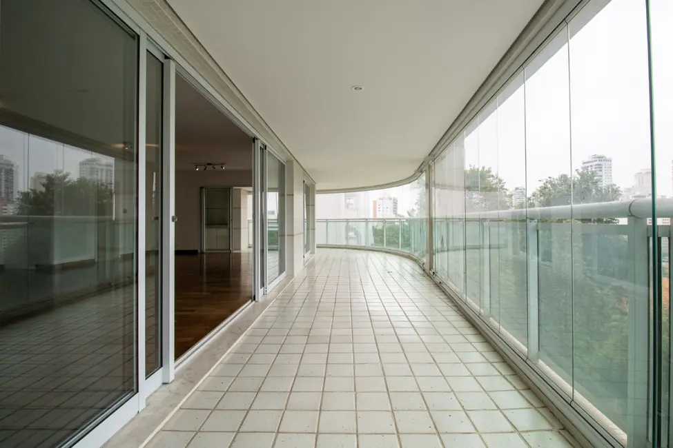 Foto 5 de Apartamento com 4 quartos à venda, 438m2 em Pacaembu, São Paulo - SP