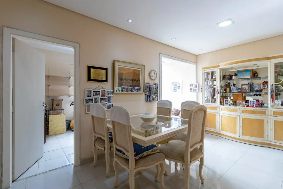 Apartamento com 4 quartos à venda, 91m2 em Vila Mariana, São Paulo - SP - imagem 2 Foto 2 de Apartamento com 4 quartos à venda, 91m2 em Vila Mariana, São Paulo - SP