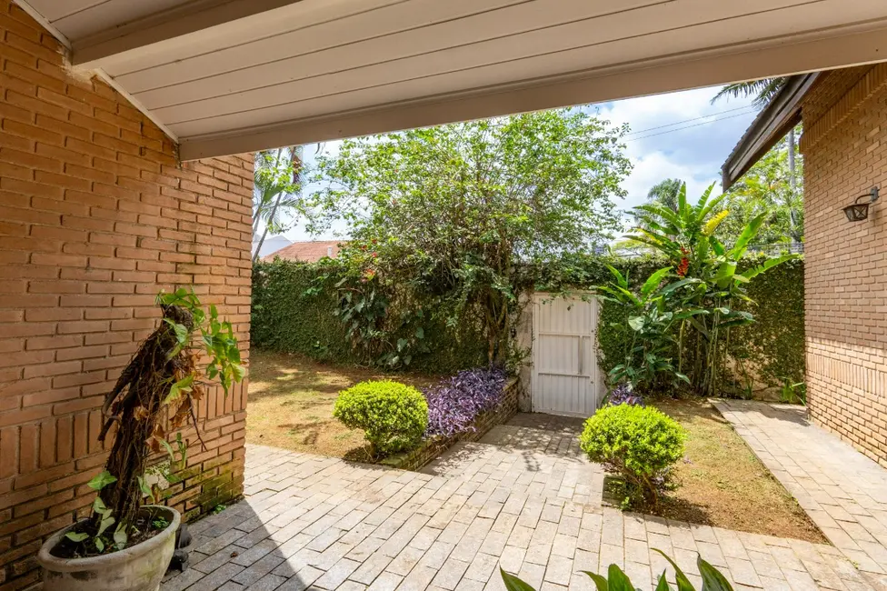 Foto 4 de Casa com 3 quartos à venda, 500m2 em Chácara Monte Alegre, São Paulo - SP