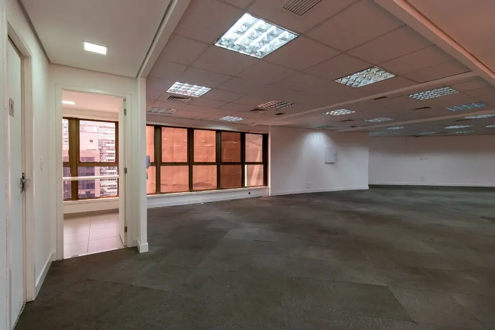 Foto 2 de Sala Comercial à venda, 186m2 em Chácara Santo Antônio (Zona Sul), São Paulo - SP
