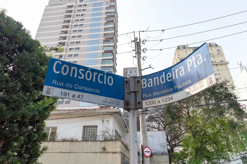 Foto 2 de Casa à venda, 280m2 em Itaim Bibi, São Paulo - SP