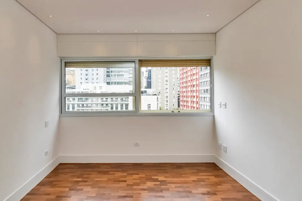 Apartamento com 3 quartos à venda, 213m2 em Cerqueira César, São Paulo - SP - imagem 7 Foto 7 de Apartamento com 3 quartos à venda, 213m2 em Cerqueira César, São Paulo - SP