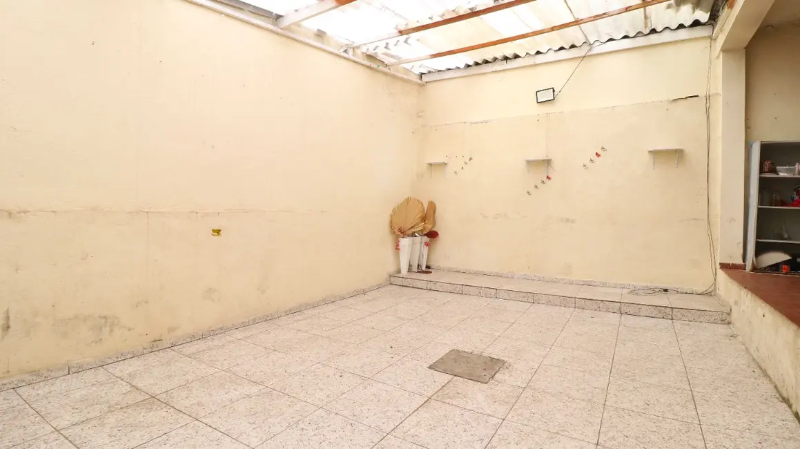 Foto 6 de Casa com 4 quartos à venda, 197m2 em Parque Peruche, São Paulo - SP