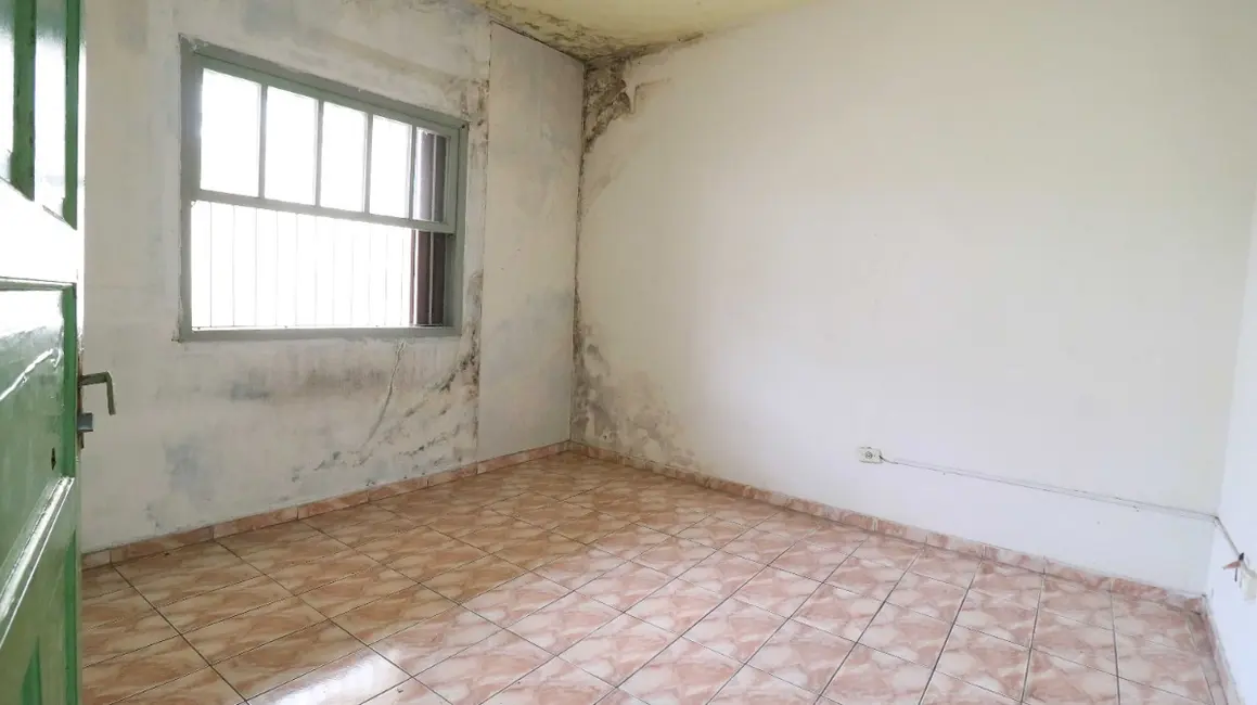 Foto 8 de Casa com 4 quartos à venda, 197m2 em Parque Peruche, São Paulo - SP