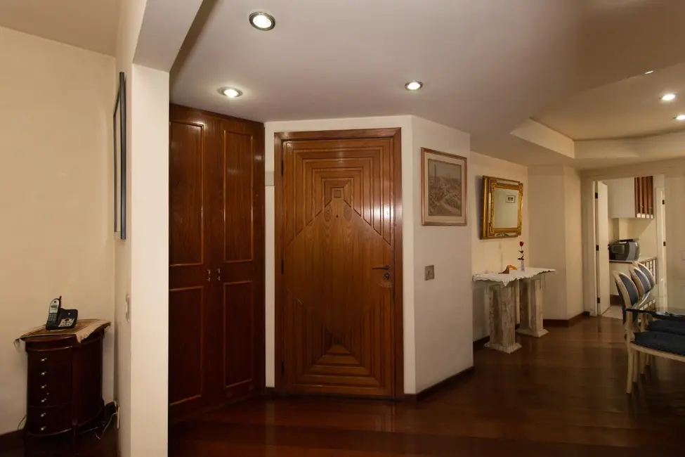 Apartamento com 4 quartos à venda, 192m2 em Campo Belo, São Paulo - SP - imagem 2 Foto 2 de Apartamento com 4 quartos à venda, 192m2 em Campo Belo, São Paulo - SP