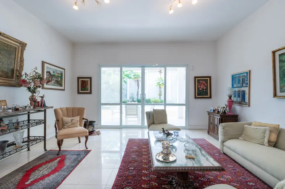 Casa com 4 quartos à venda, 613m2 em Jardim Leonor, São Paulo - SP - imagem 6 Foto 6 de Casa com 4 quartos à venda, 613m2 em Jardim Leonor, São Paulo - SP