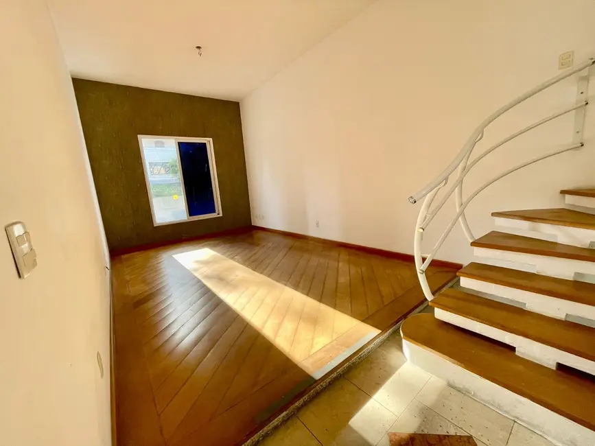 Foto 2 de Casa com 3 quartos à venda, 355m2 em Vila Regente Feijó, São Paulo - SP