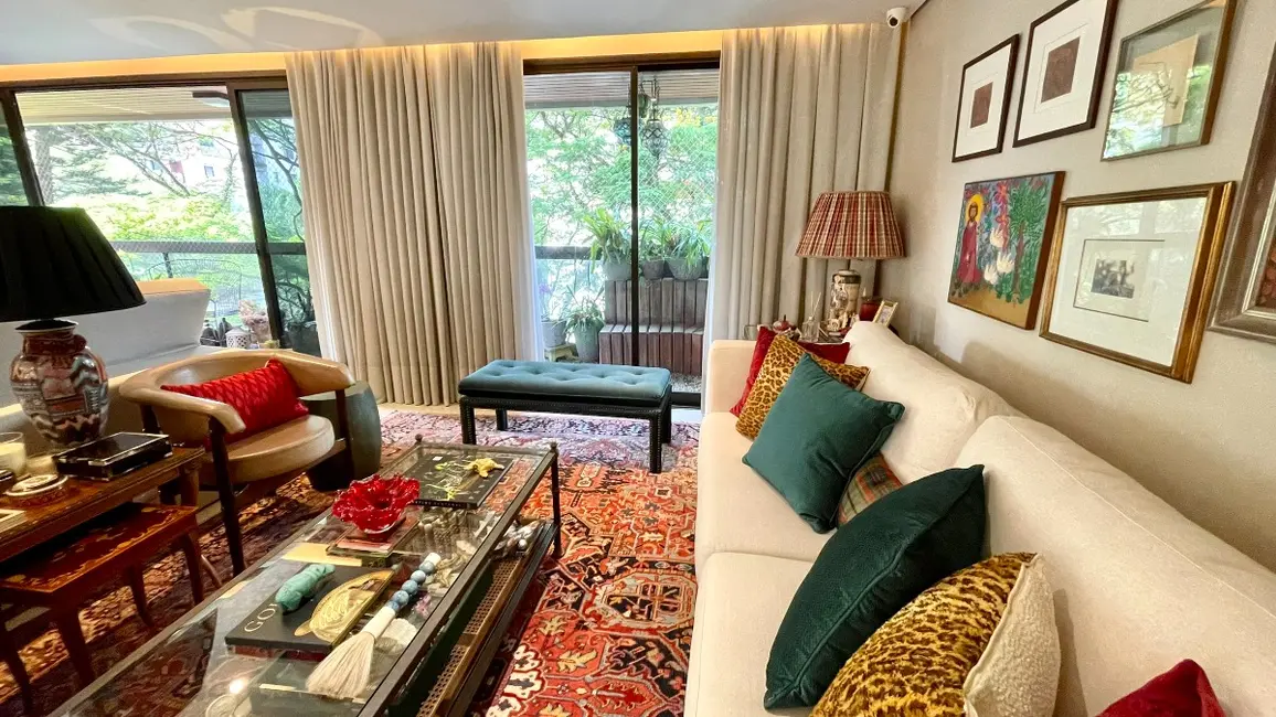Foto 2 de Apartamento com 3 quartos à venda, 240m2 em Campo Belo, São Paulo - SP