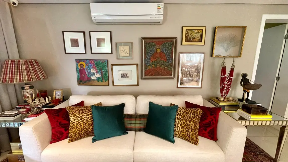 Apartamento com 3 quartos à venda, 240m2 em Campo Belo, São Paulo - SP - imagem 3 Foto 3 de Apartamento com 3 quartos à venda, 240m2 em Campo Belo, São Paulo - SP