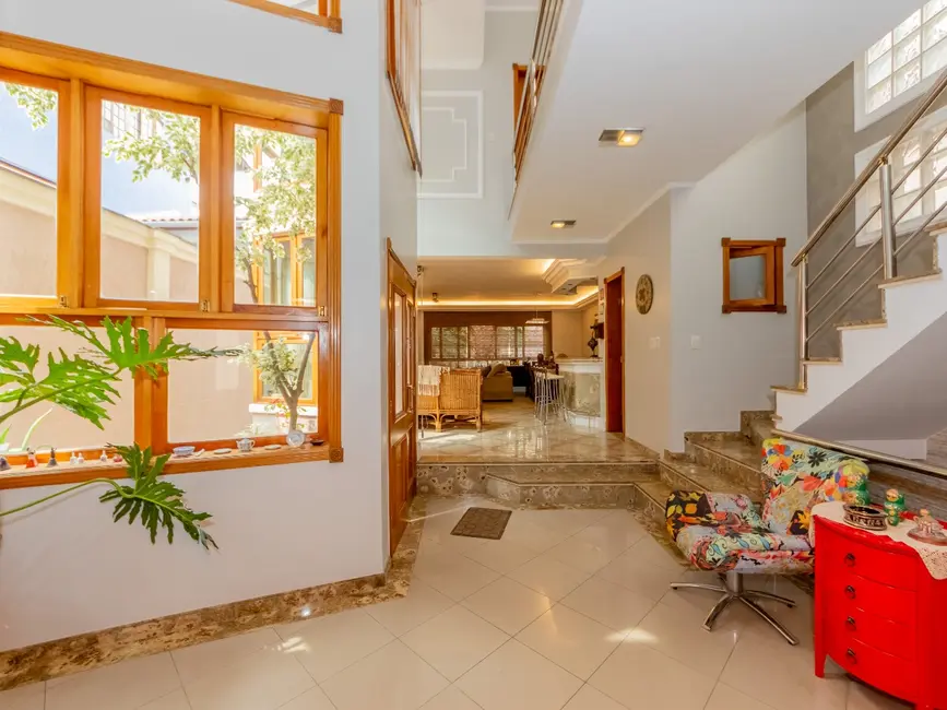 Foto 2 de Sobrado com 3 quartos à venda, 434m2 em Conjunto Residencial Santa Terezinha, São Paulo - SP