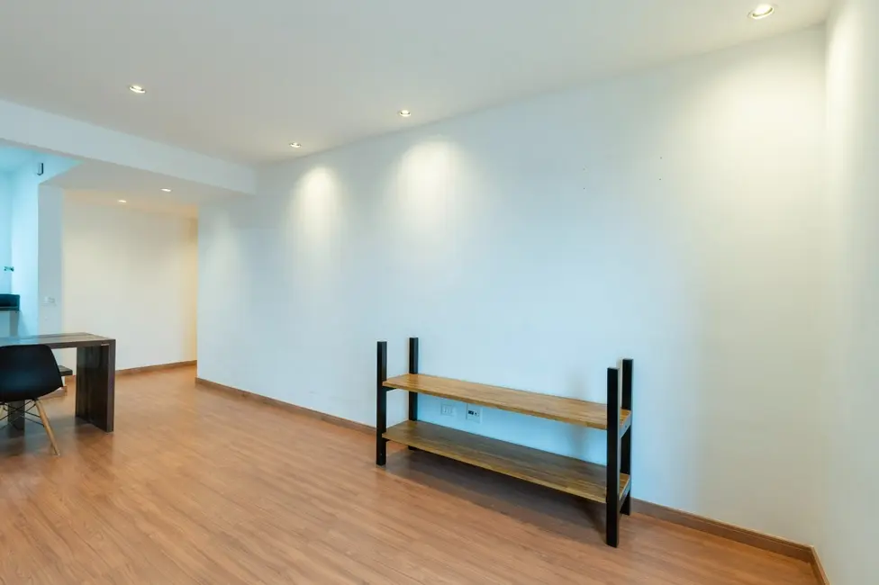 Foto 2 de Apartamento com 2 quartos à venda, 70m2 em Vila Olímpia, São Paulo - SP
