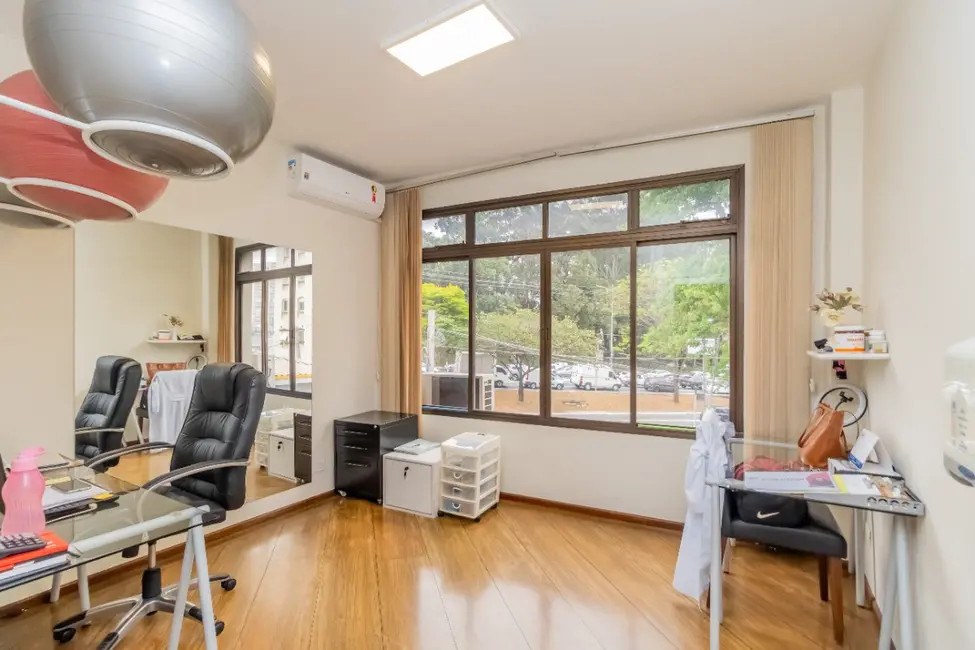 Foto 9 de Casa à venda, 444m2 em Mirandópolis, São Paulo - SP