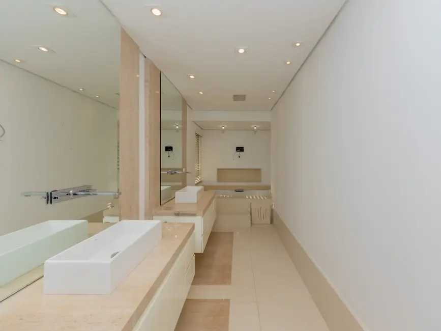 Sobrado com 4 quartos à venda, 391m2 em Vila Inah, São Paulo - SP - imagem 6 Foto 6 de Sobrado com 4 quartos à venda, 391m2 em Vila Inah, São Paulo - SP