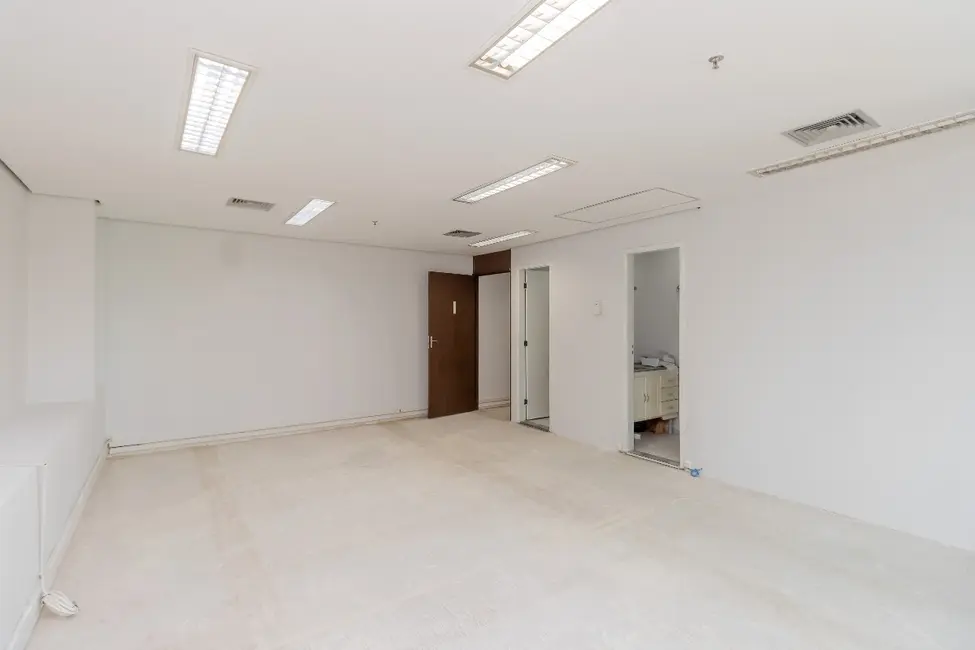 Sala Comercial à venda, 78m2 em Vila Olímpia, São Paulo - SP - imagem 4 Foto 4 de Sala Comercial à venda, 78m2 em Vila Olímpia, São Paulo - SP