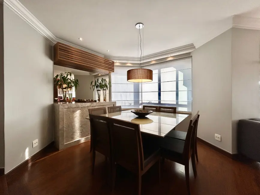 Foto 7 de Apartamento com 4 quartos à venda, 220m2 em Sumaré, São Paulo - SP