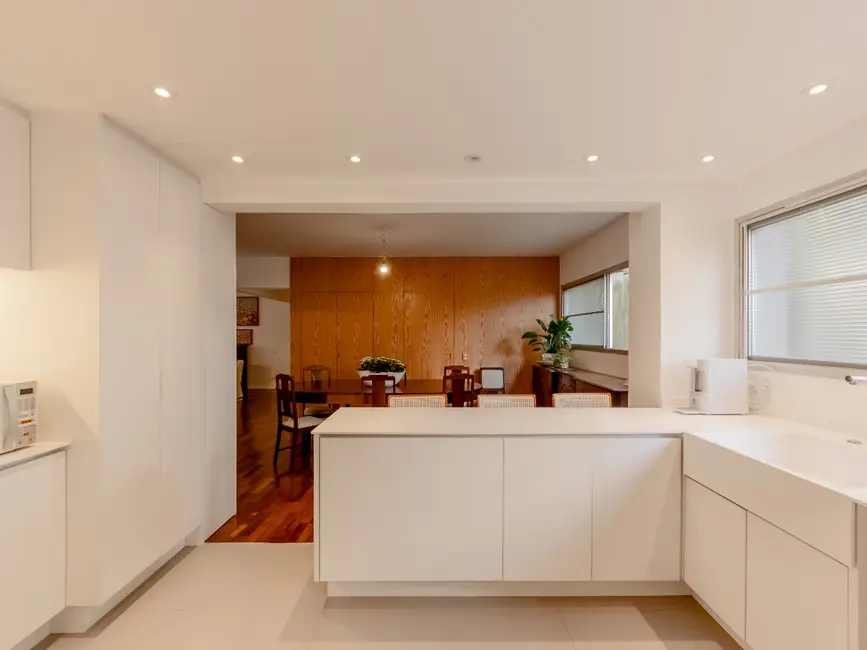 Foto 9 de Apartamento com 4 quartos à venda, 223m2 em Pinheiros, São Paulo - SP