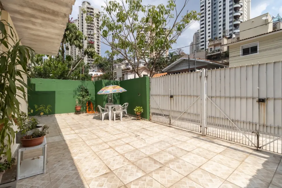 Casa com 3 quartos à venda, 240m2 em Paraíso do Morumbi, São Paulo - SP - imagem 1 Foto 1 de Casa com 3 quartos à venda, 240m2 em Paraíso do Morumbi, São Paulo - SP