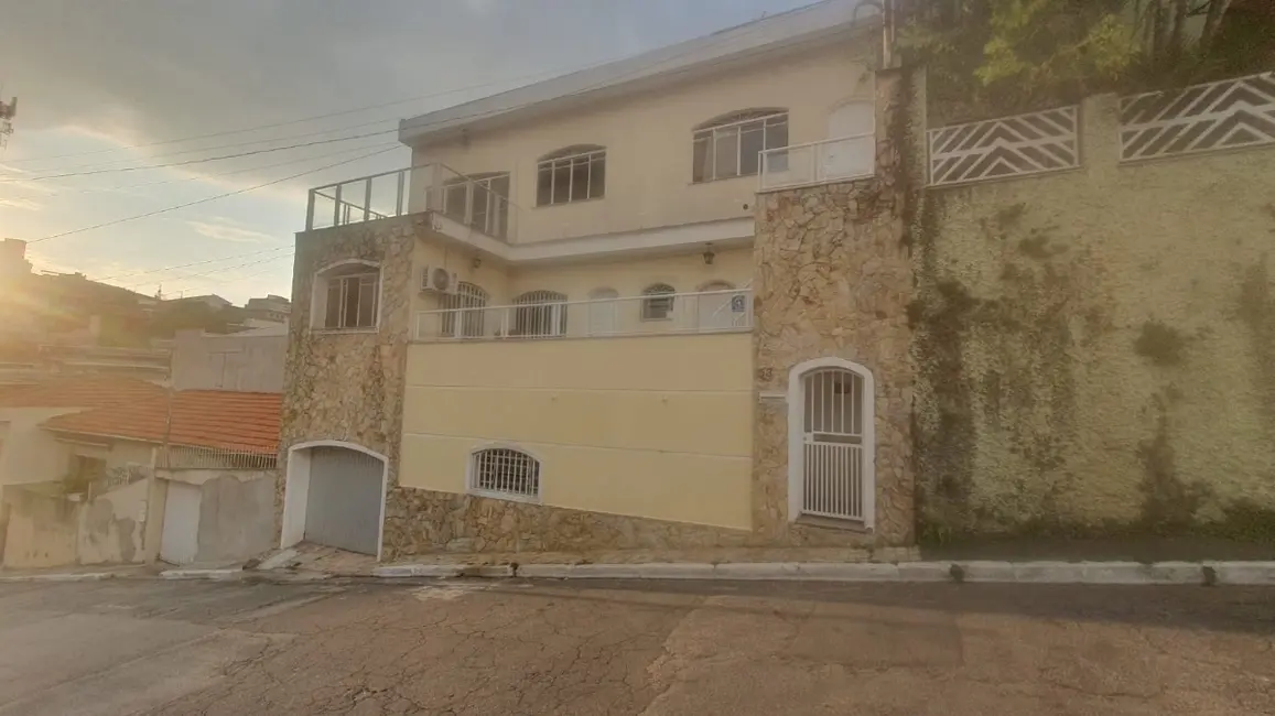 Sobrado com 4 quartos à venda, 364m2 em Santana, São Paulo - SP - imagem 3 Foto 3 de Sobrado com 4 quartos à venda, 364m2 em Santana, São Paulo - SP