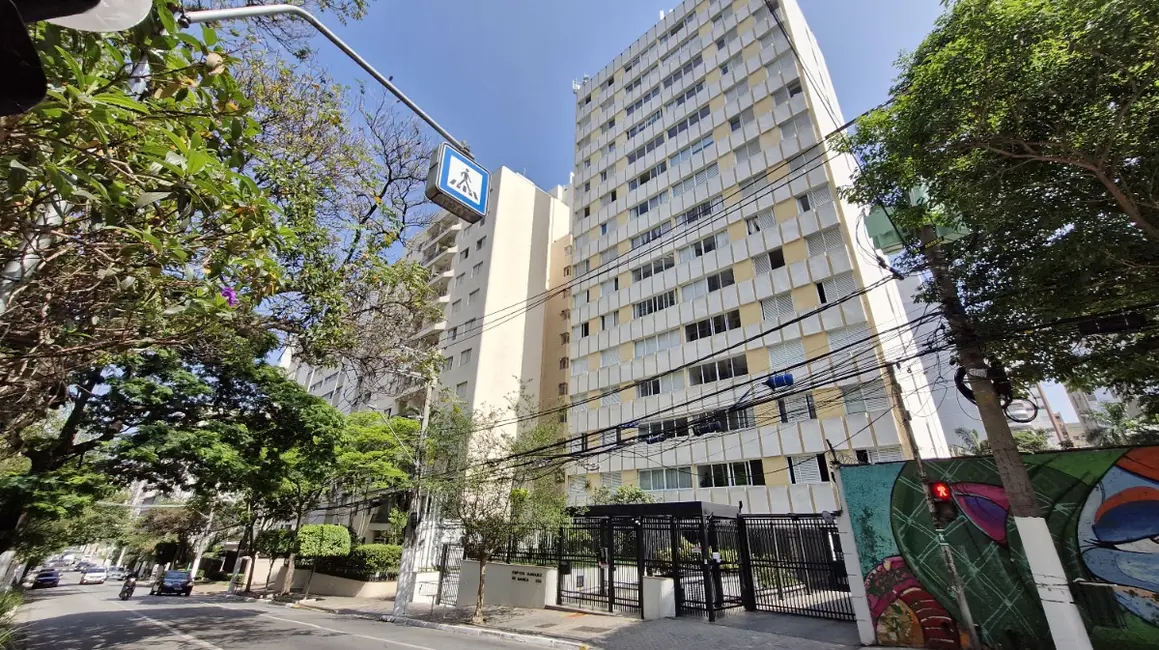 Foto 2 de Apartamento com 2 quartos à venda, 110m2 em Itaim Bibi, São Paulo - SP