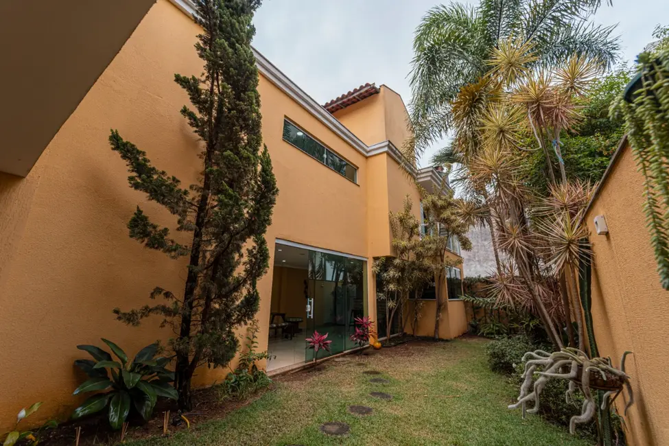 Foto 1 de Sobrado com 3 quartos à venda, 260m2 em Jardim Prudência, São Paulo - SP