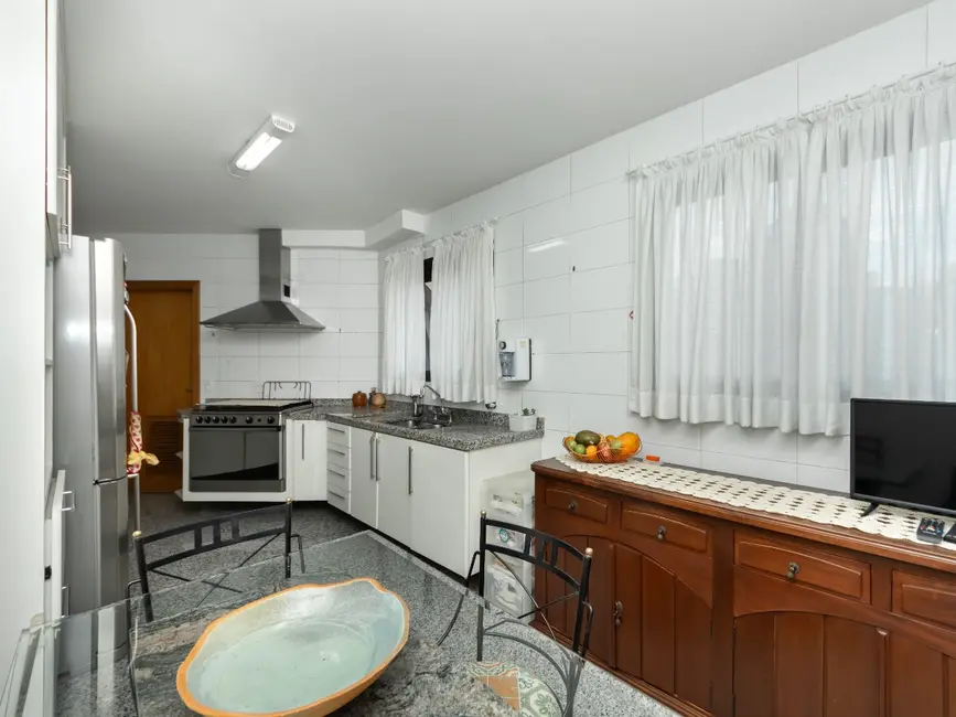 Apartamento com 3 quartos à venda, 173m2 em Perdizes, São Paulo - SP - imagem 8 Foto 8 de Apartamento com 3 quartos à venda, 173m2 em Perdizes, São Paulo - SP