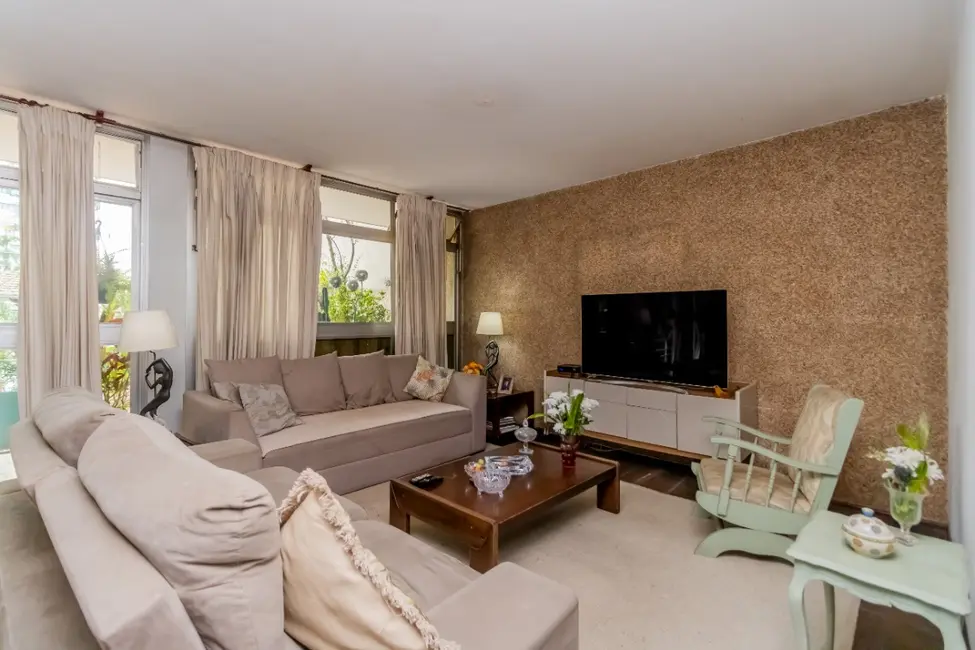 Foto 6 de Casa com 6 quartos à venda, 239m2 em Paraíso, São Paulo - SP