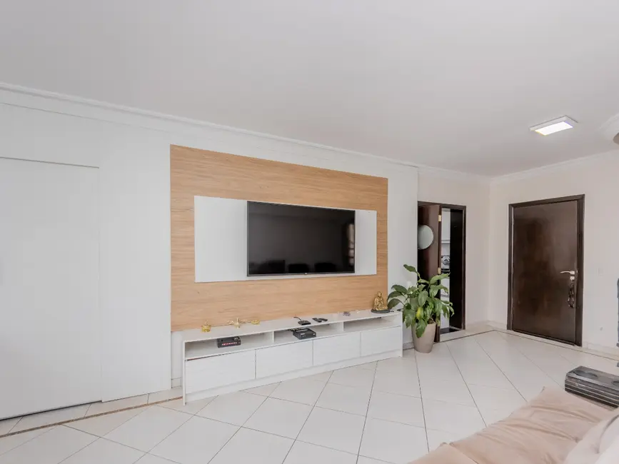 Apartamento com 3 quartos à venda, 185m2 em Vila Gumercindo, São Paulo - SP - imagem 7 Foto 7 de Apartamento com 3 quartos à venda, 185m2 em Vila Gumercindo, São Paulo - SP