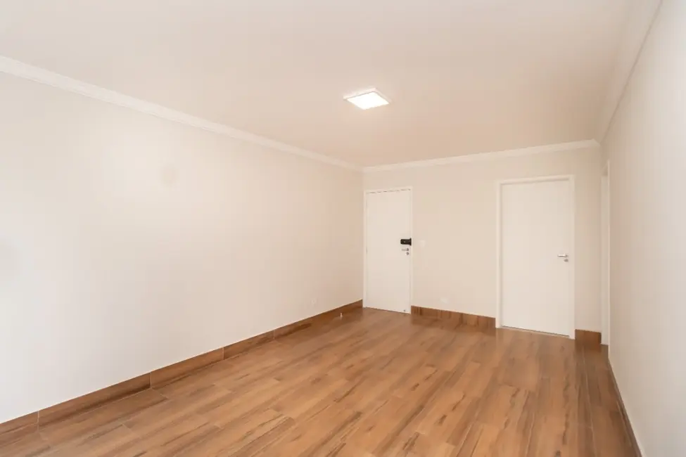 Apartamento com 3 quartos à venda, 83m2 em Vila Mariana, São Paulo - SP - imagem 3 Foto 3 de Apartamento com 3 quartos à venda, 83m2 em Vila Mariana, São Paulo - SP